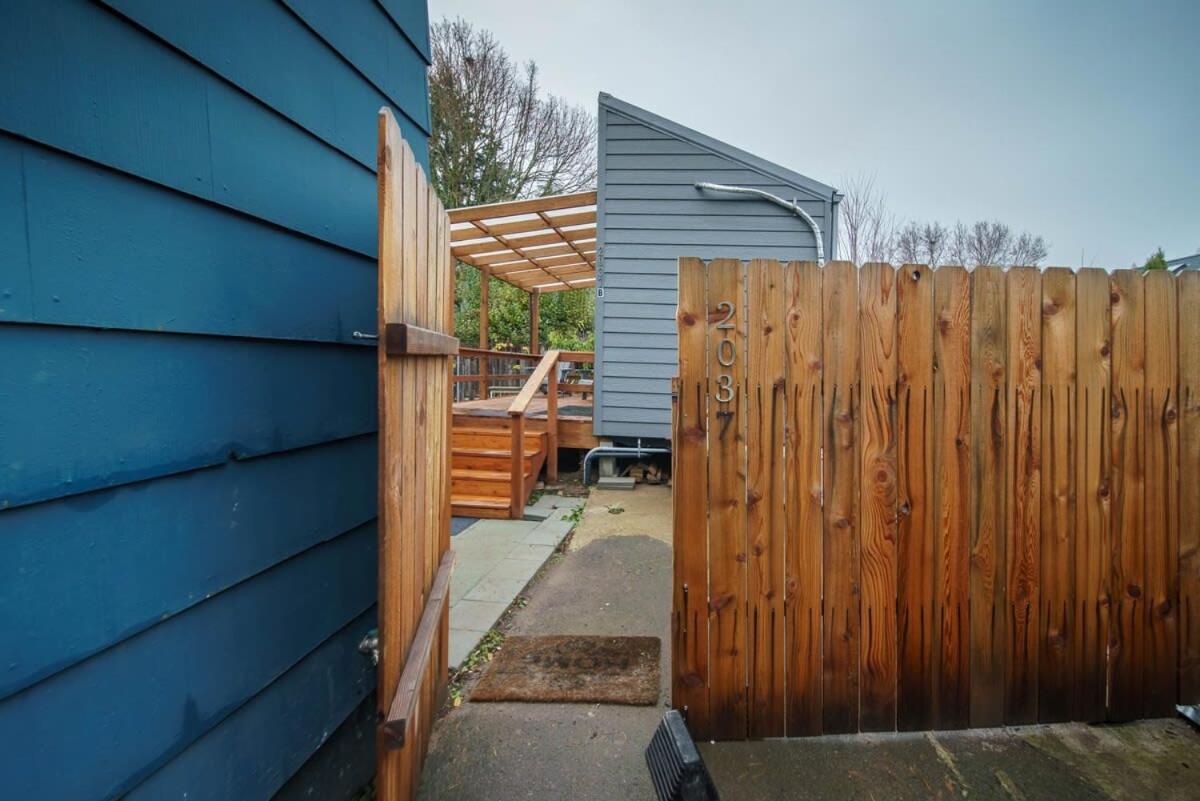 #Stayinmydistrict Overlook Backyard Tiny Suite Portland Exterior foto